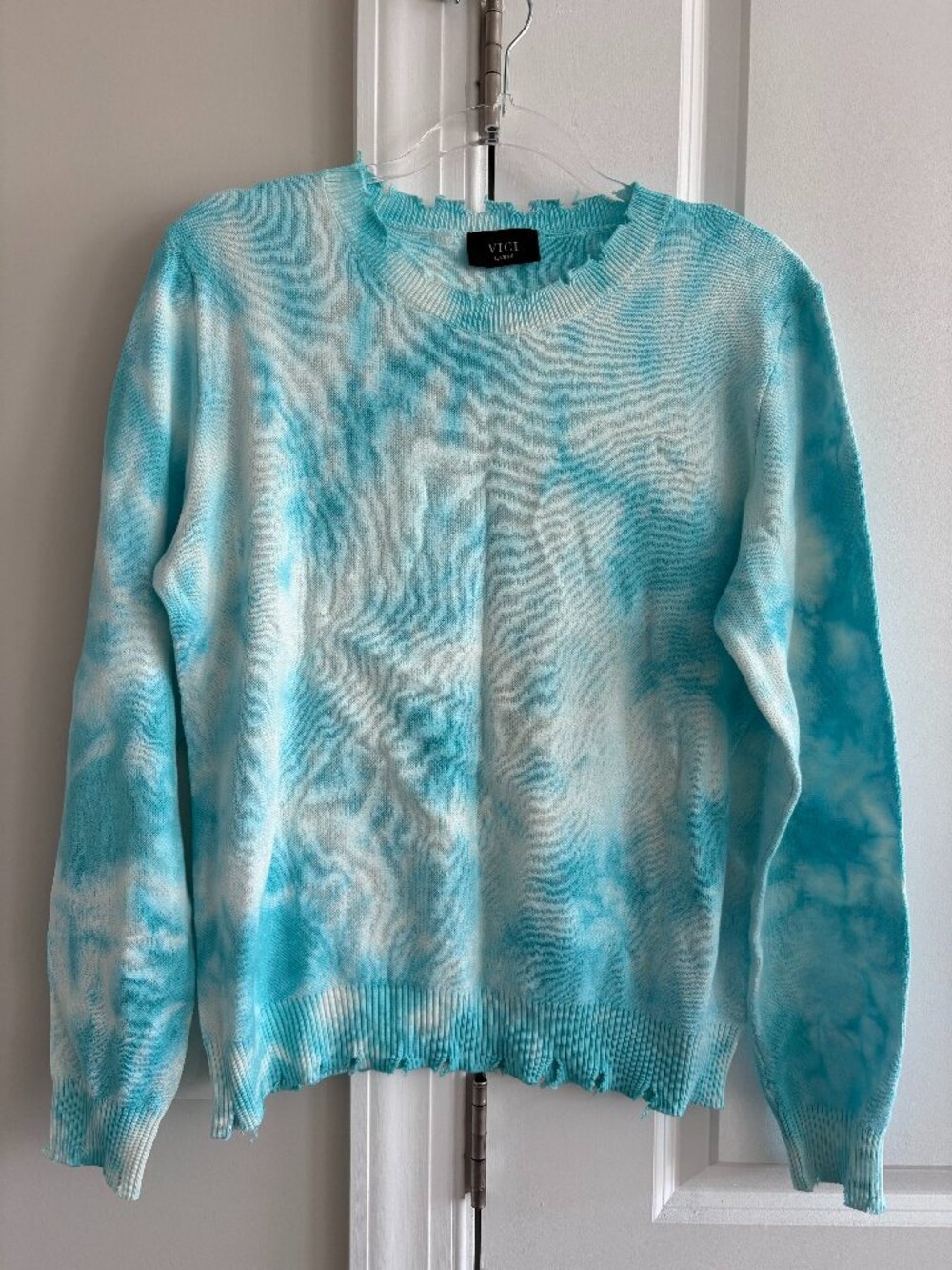 VICI Tie-Dyed Aqua Distressed Knit Sweater Crew Neck Long Sleeve - SZ L NEW
